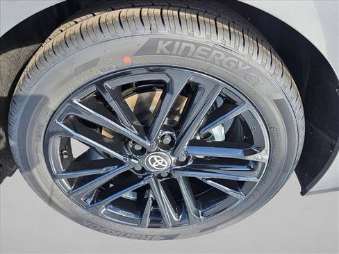 New 2026 Toyota Camry SE FWD image 10