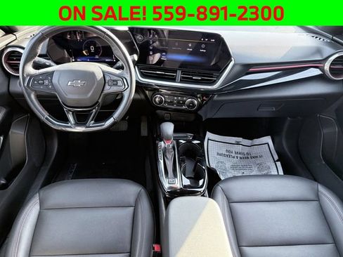 Used 2024 Chevrolet Trax RS FWD image 8