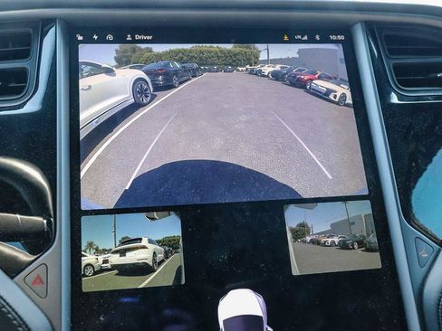 Used 2018 Tesla Model X 75D AWD/4WD image 23