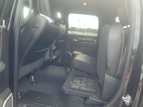 Used 2023 RAM 2500 Laramie AWD/4WD image 3