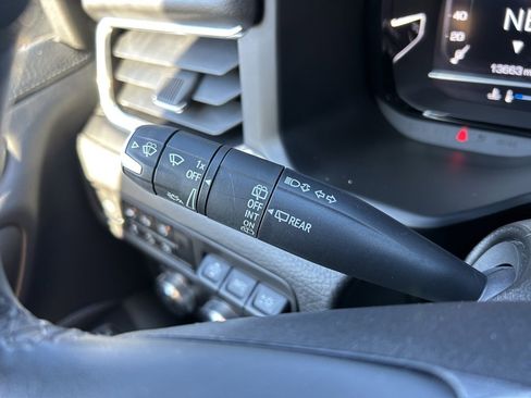 Certified 2023 GMC Yukon Denali image 59