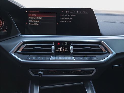 Used 2023 BMW X5 sDrive40i w/ Parking Assistance Package image 23