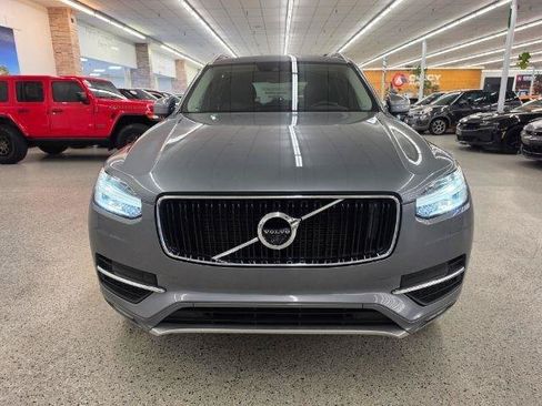 Used 2018 Volvo XC90 T5 Momentum w/ Convenience Package AWD/4WD image 2