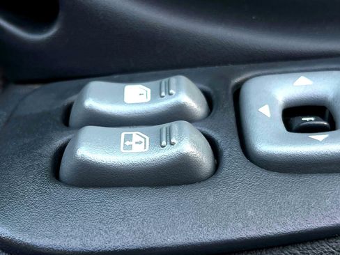 Used 1994 Pontiac Firebird Coupe image 33