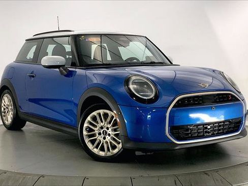 Certified 2025 MINI Cooper S image 1