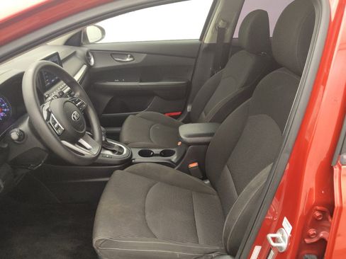 Used 2020 Kia Forte LXS FWD image 17