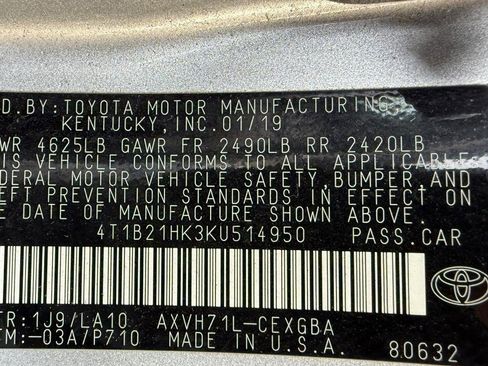 Used 2019 Toyota Camry XLE image 23