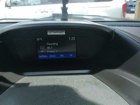 Used 2017 Ford Escape SE w/ SE Cold Weather Package FWD image 16