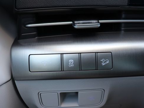 Used 2026 Hyundai Kona SEL Premium FWD image 27
