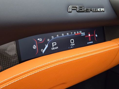 Used 2022 Ferrari F8 Tributo image 36