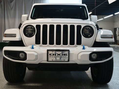 Used 2022 Jeep Wrangler Unlimited Sahara image 11