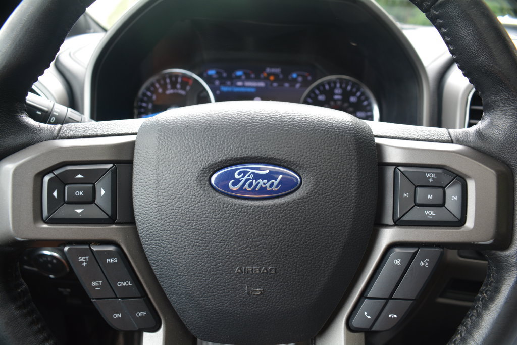 Used 2020 Ford Expedition Max XLT w/ Equipment Group 202A AWD/4WD image 13