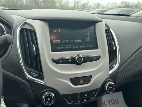 Used 2017 Chevrolet Cruze LS image 11