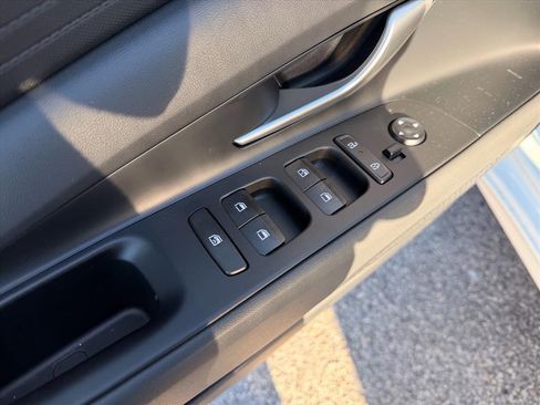 New 2026 Hyundai Elantra Blue image 11