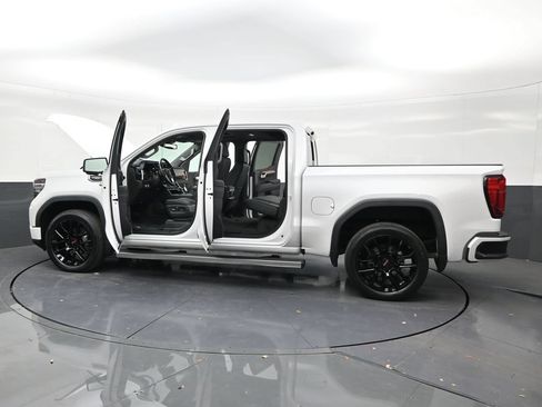 Used 2023 GMC Sierra 1500 Denali w/ Denali Carbonpro Edition AWD/4WD image 30