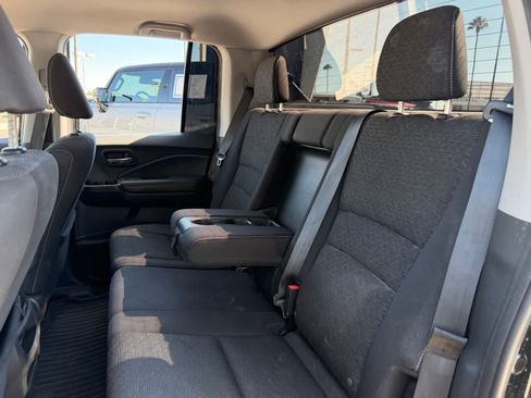 Used 2023 Honda Ridgeline Sport image 10