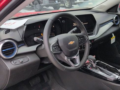 New 2026 Chevrolet Trax LT image 11