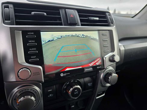 Used 2024 Toyota 4Runner SR5 Premium image 32