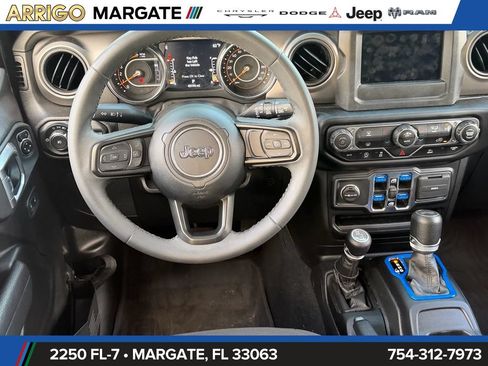 Used 2023 Jeep Wrangler Unlimited Sport AWD/4WD image 12