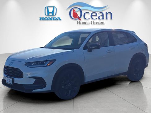 Used 2025 Honda HR-V Sport image 7