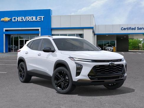 New 2026 Chevrolet Trax ACTIV FWD image 7