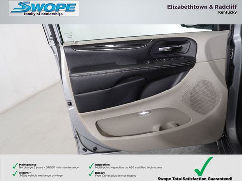 Used 2019 Dodge Grand Caravan SXT image 14