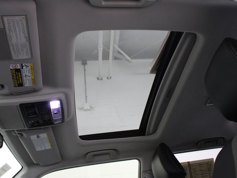 Used 2023 Toyota 4Runner SR5 Premium w/ Moonroof Package AWD/4WD image 26