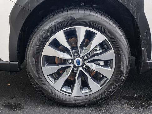 Used 2023 Subaru Outback Limited image 9