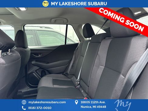 Used 2025 Subaru Outback Premium image 12