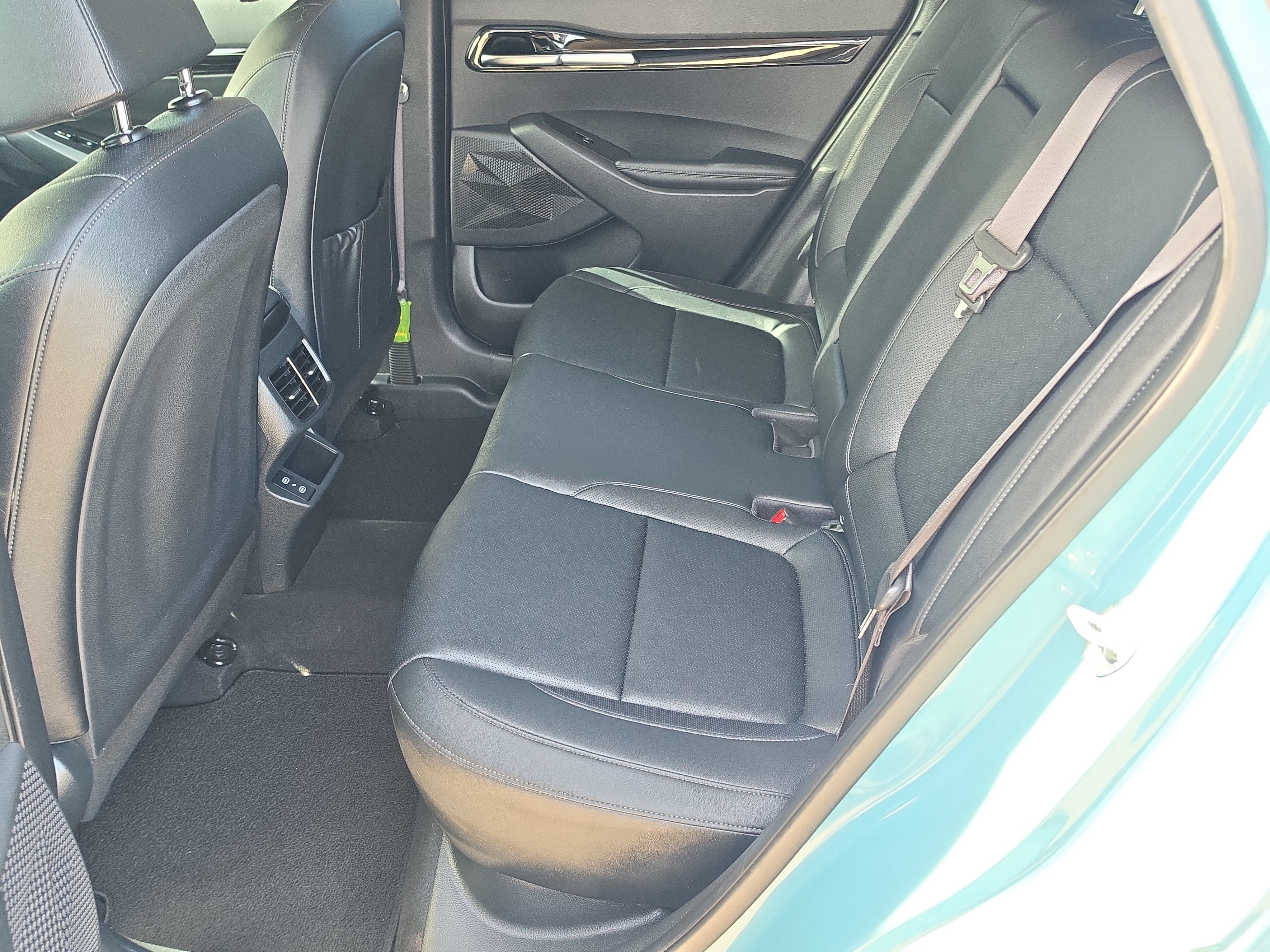 Certified 2024 Kia Seltos EX AWD/4WD image 16