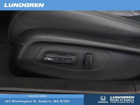 Used 2024 Honda Civic EX-L image 12