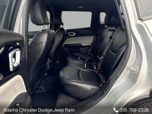 Used 2025 Jeep Compass Limited AWD/4WD image 10