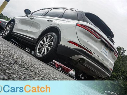 Used 2020 Lincoln Corsair AWD w/ Premium Package image 15