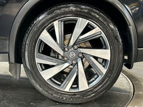 Used 2017 Nissan Murano Platinum w/ Platinum Technology Package AWD/4WD image 25