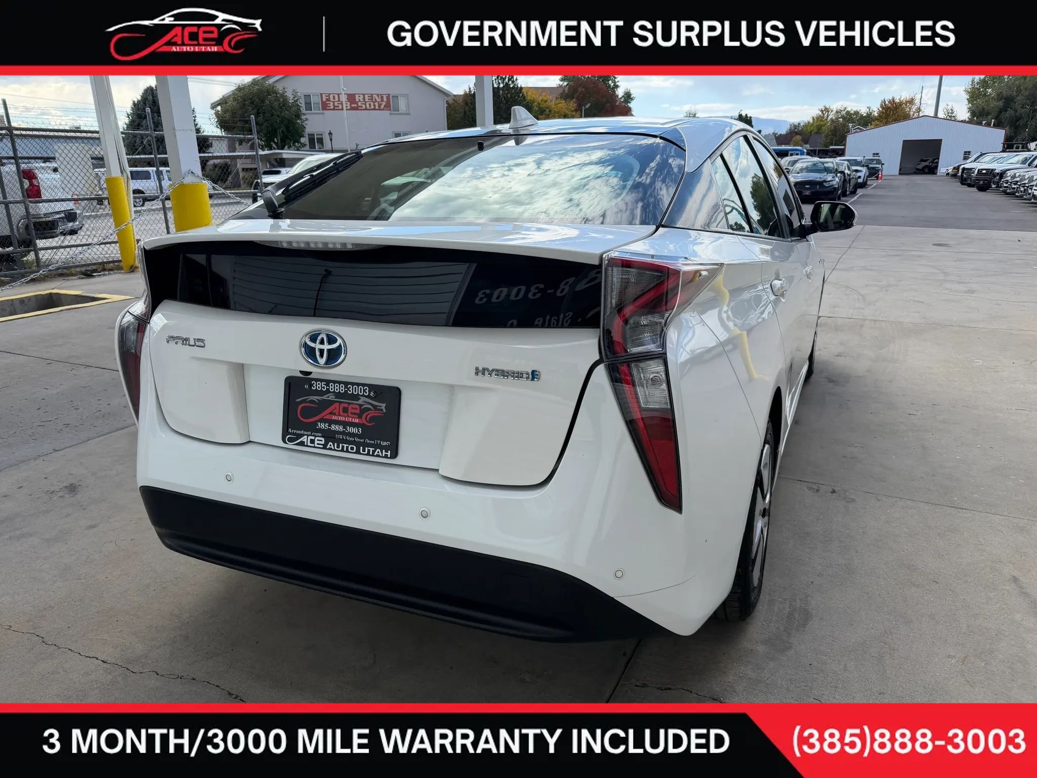Used 2018 Toyota Prius Two w/ Prius Two Safety Plus Package FWD image 11