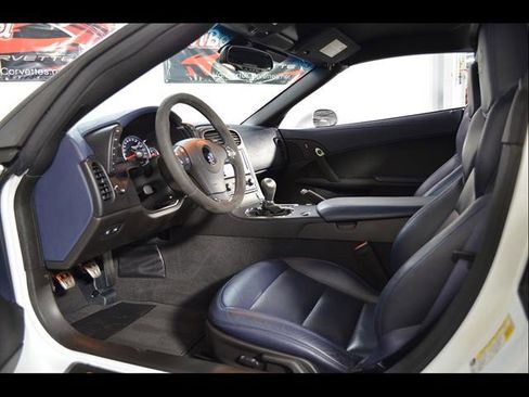 Used 2013 Chevrolet Corvette Grand Sport w/ 4LT Preferred Equipment Group RWD image 12