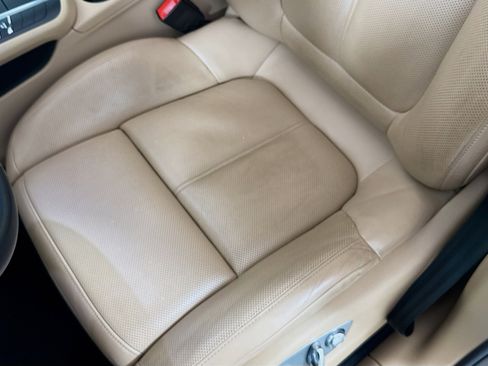 Used 2020 Porsche Macan image 22