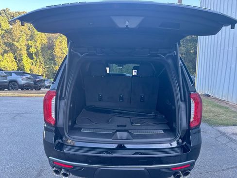 Used 2023 GMC Yukon XL Denali Ultimate image 35