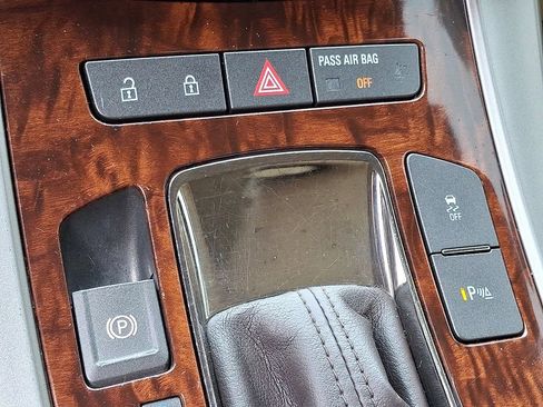 Used 2013 Buick LaCrosse Leather image 14