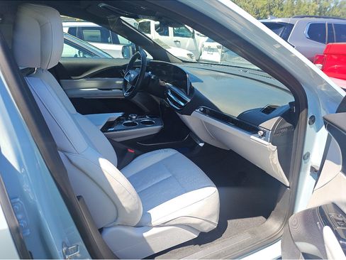 Used 2024 Cadillac Lyriq Sport AWD/4WD image 6