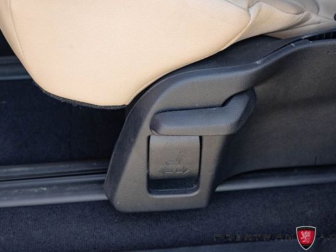 Used 2022 Toyota Sienna XLE image 42