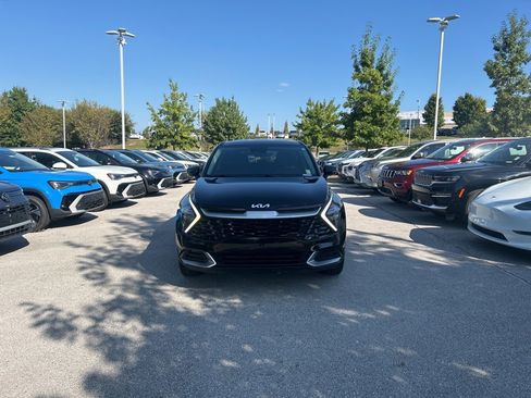 Used 2023 Kia Sportage EX image 8