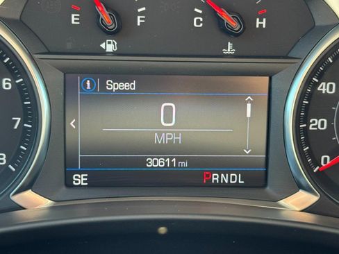 Used 2023 Chevrolet Equinox LS w/ LS Convenience Package FWD image 20
