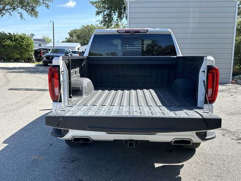 Used 2021 GMC Sierra 1500 Denali w/ Denali Ultimate Package AWD/4WD image 26