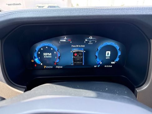 Used 2025 Ford Bronco Outer Banks AWD/4WD image 19