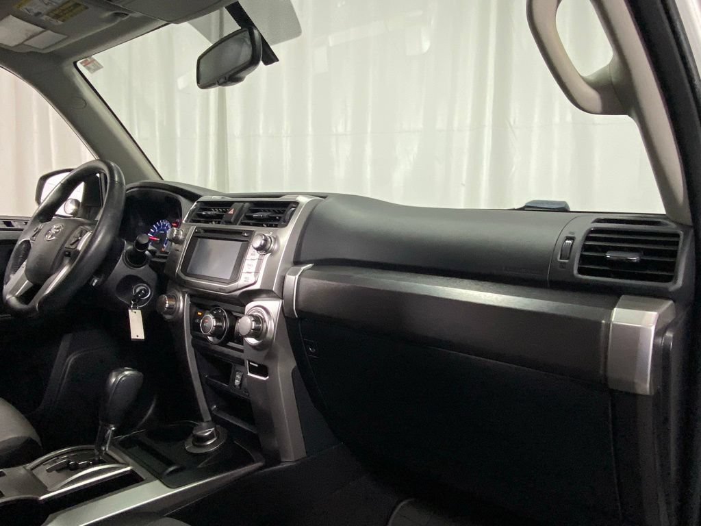Used 2014 Toyota 4Runner SR5 Premium AWD/4WD image 32