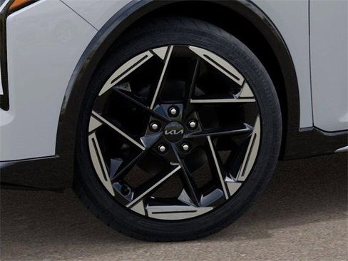 New 2026 Kia K4 GT-Line image 9