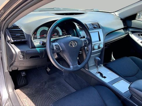 Used 2009 Toyota Camry SE FWD image 17