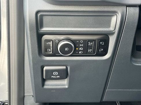 Used 2025 Ford F150 XLT w/ Equipment Group 302A MID image 24