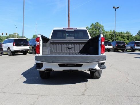 Used 2019 Chevrolet Silverado 1500 RST AWD/4WD image 15